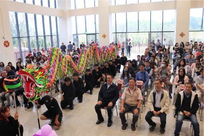 新春團拜熱鬧登場!全體教職員工團結同心迎接嶄新學期圖片