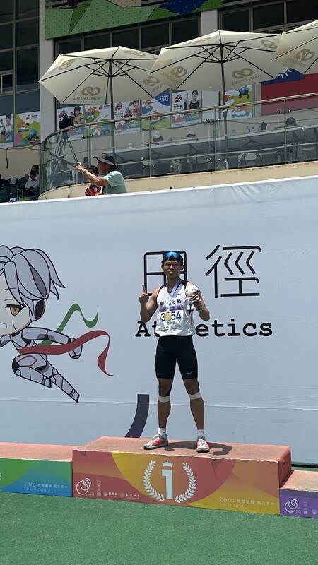 一般男生組田徑800公尺 第一名 電子四丙 白政哲圖片