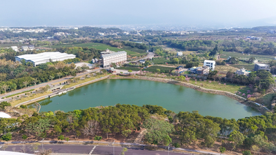 八甲校區大學湖 (1)