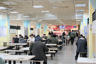 學生餐廳用餐空間 (3)
