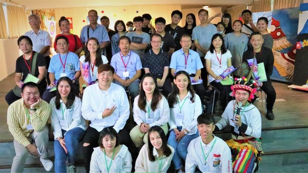 第三屆原住民專班畢業成果展開幕儀式之活動大合影