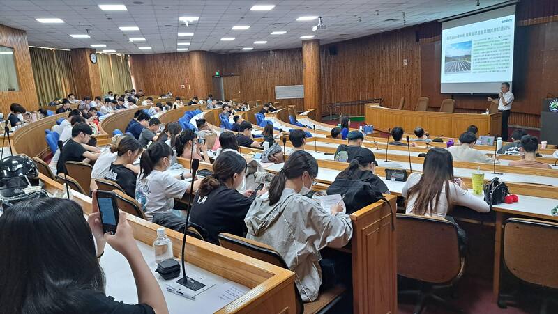 圖2.聯大產業大師永續講座上課情況圖片