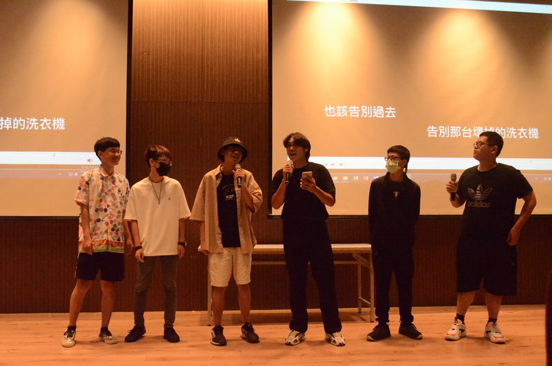 聯大同學盡情表演自行創作的客家歌曲圖片