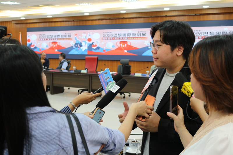 圖7.巴黎發明展台灣代表團徐捷中團長認為：苗栗縣的創造發明風氣可謂全國名列前茅圖片