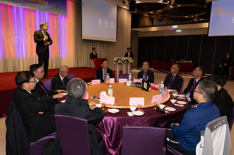 照片 14｜蔡宏營理事長代表中華民國力學學會於CTAM2025國際力學研討會晚宴中致詞圖片