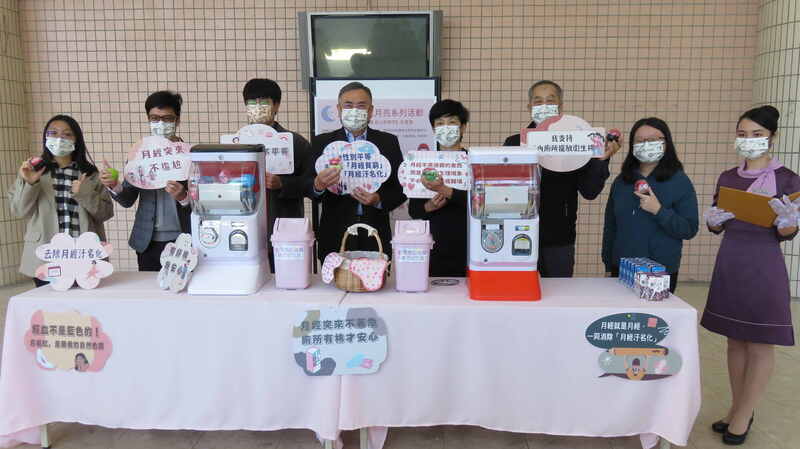 全體與會人員合影圖片