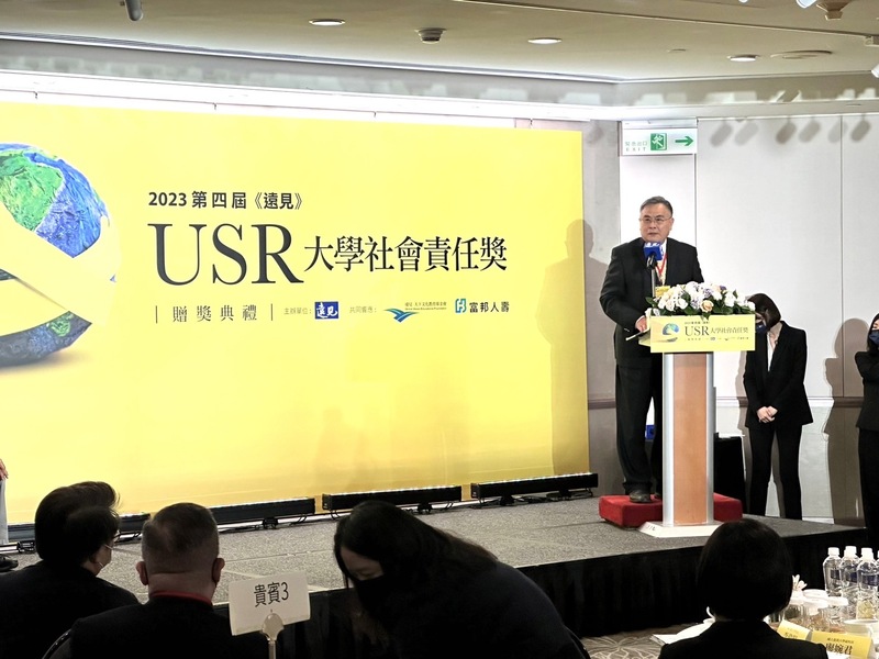聯合大學李偉賢校長獲獎致詞圖片