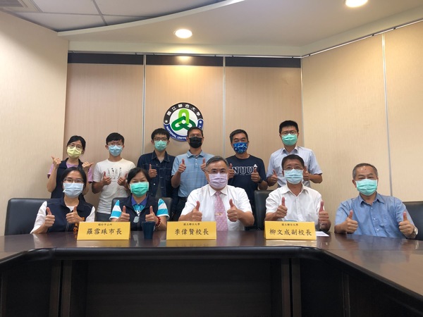 雙方與會人員合影