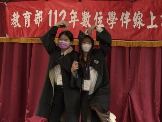 活動主持人圖片