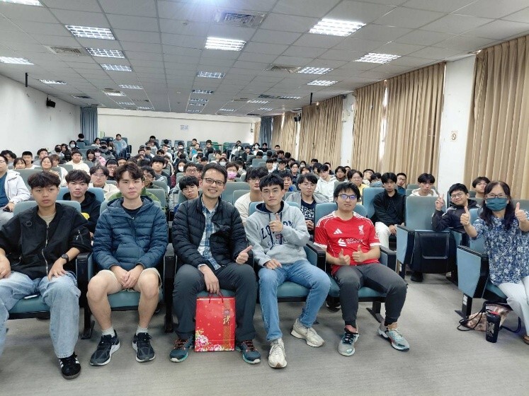 圖4.我的英國體驗學習之旅講座—活動全體參與人員合照圖片