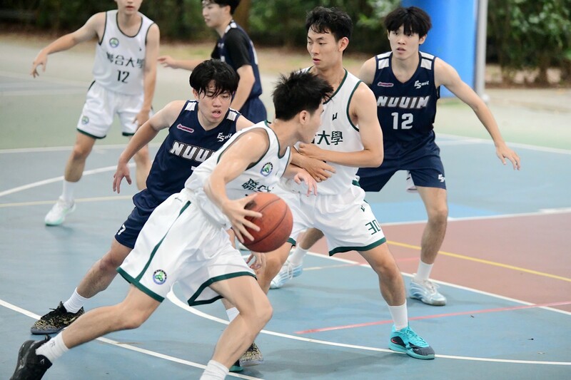 圖4.114學年度校長盃籃球錦標賽於5月18日熱血開打圖片