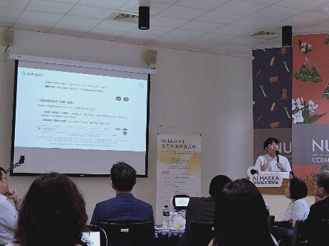 圖4.團隊學生成員介紹本次計畫建置之HakkaGPT系統成果，展示客家知識檢索與智慧問答功能圖片