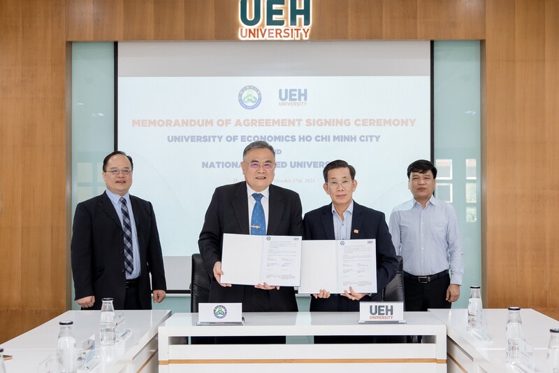 國立聯合大學校長李偉賢與胡志明市經濟大學Su Dinh Than校長共同簽約圖片